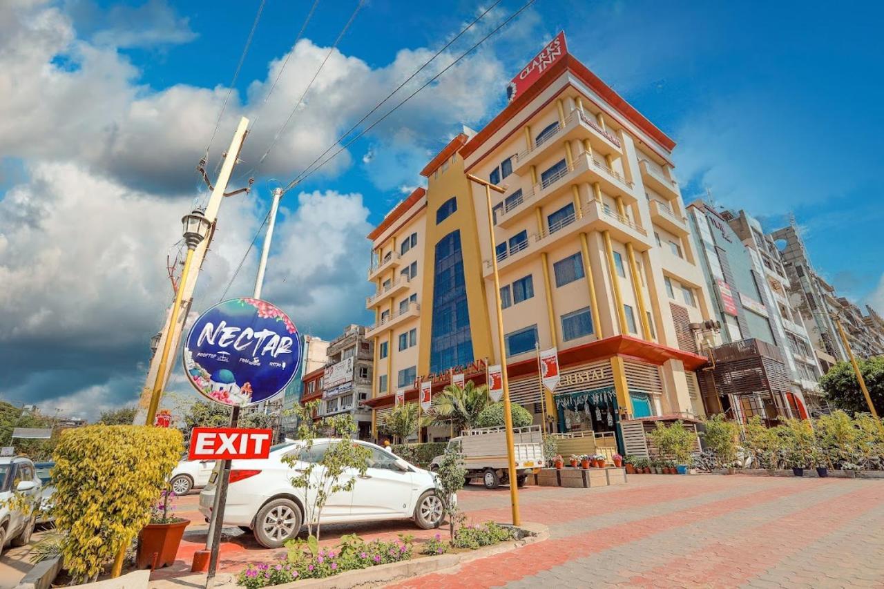 Hk Clarks Inn, Amritsar Exterior photo