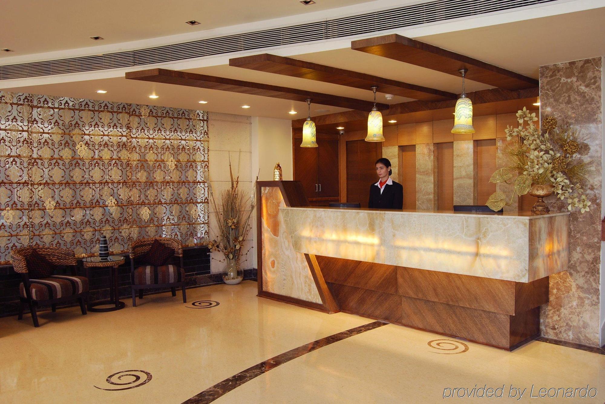 Hk Clarks Inn, Amritsar Exterior photo