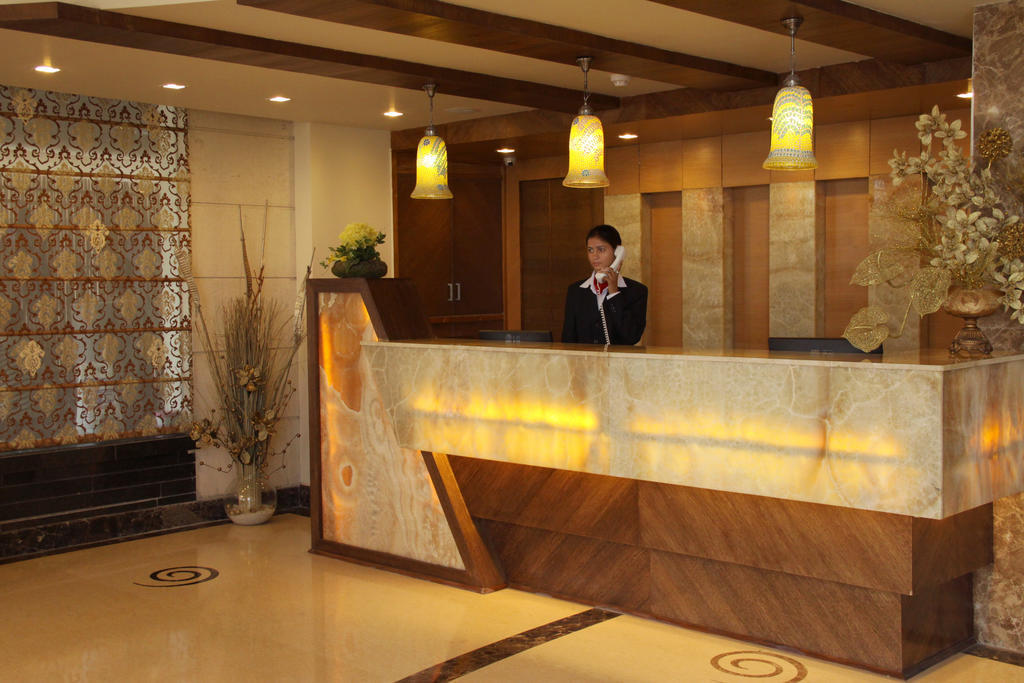 Hk Clarks Inn, Amritsar Exterior photo